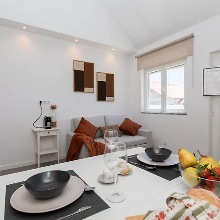 Casa Adega, Azoia-meco-sesimbra 塞辛布拉