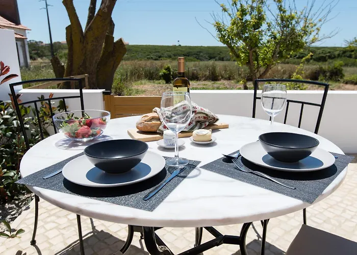 Casa Adega, Azoia-meco-sesimbra Feriehus